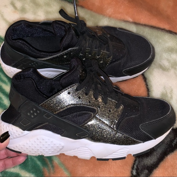 black glitter huaraches